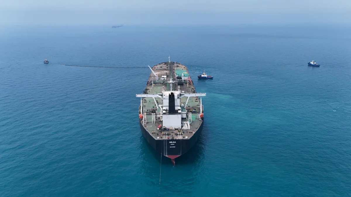 İran, Strait of Hormuz geçitini ihlal eden gemilere cezalar ve gözalt uygulaması tehlikesini uyar