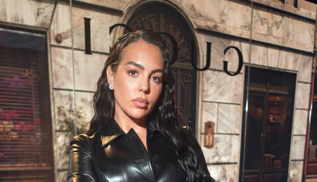 Georgina Rodriguez, Gucci Milano Moda Haftası'nda Şık Geri Dönüş Yaptı