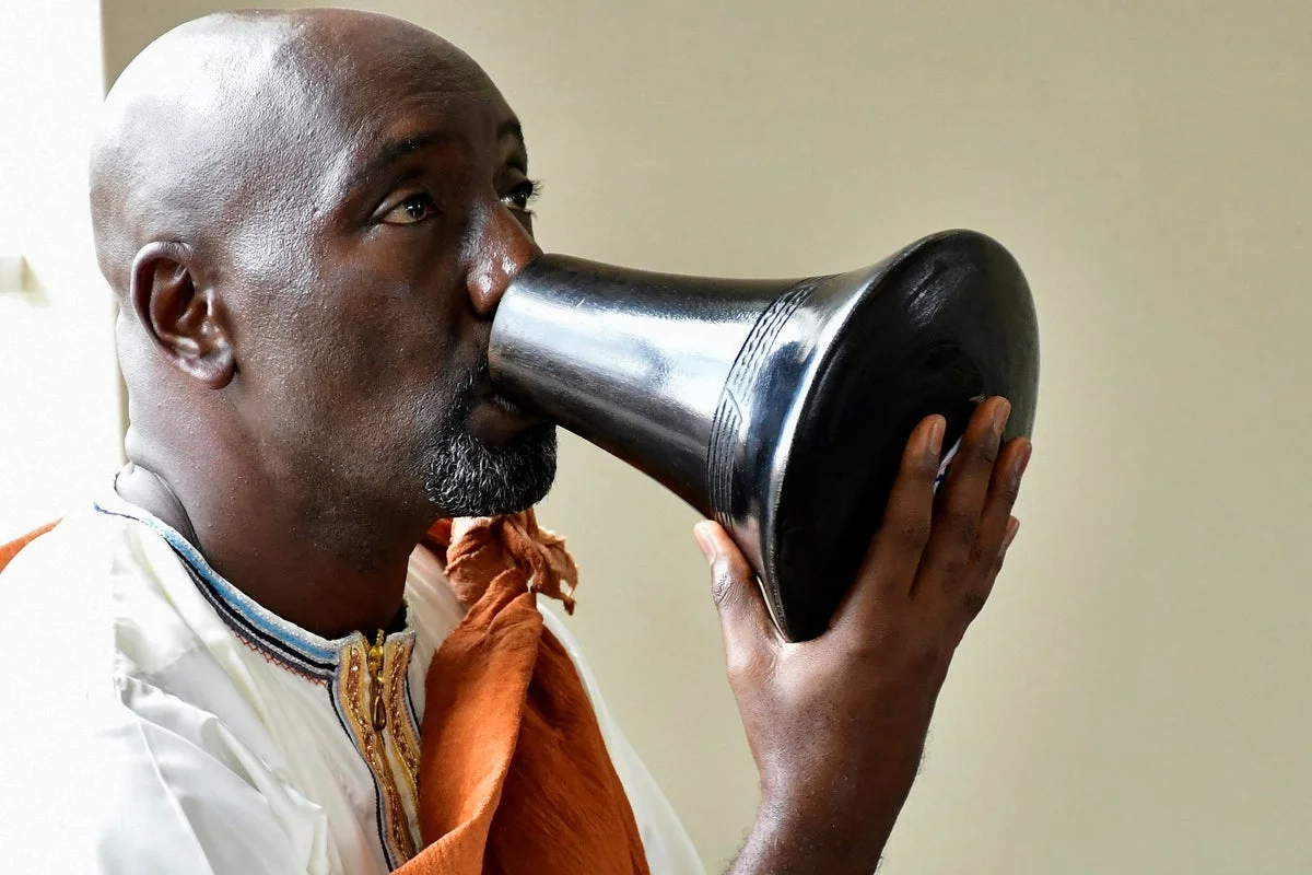 Gazeteci Tooro Krallığına Tahta Çıkacak: Uganda'da Kraliyet Krizi