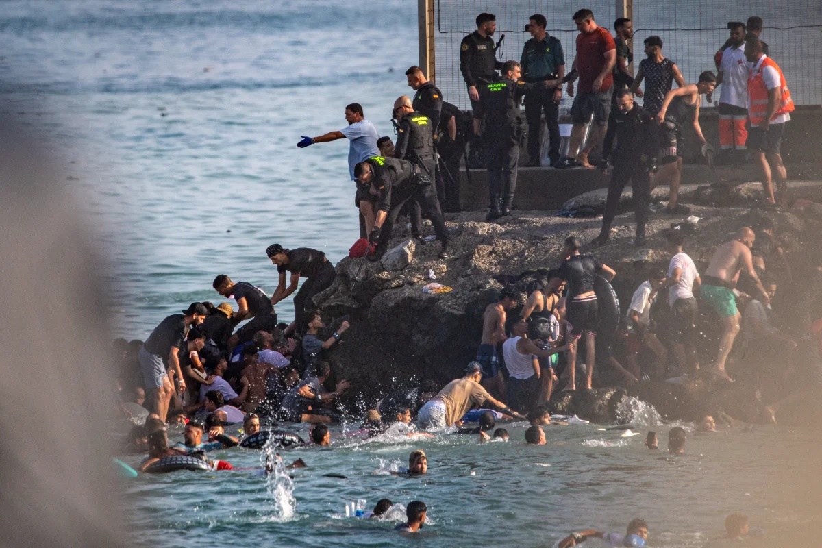 İspanya'ya Migran Girişleri Uyarısı Verilen raporlar Açıklanmış
