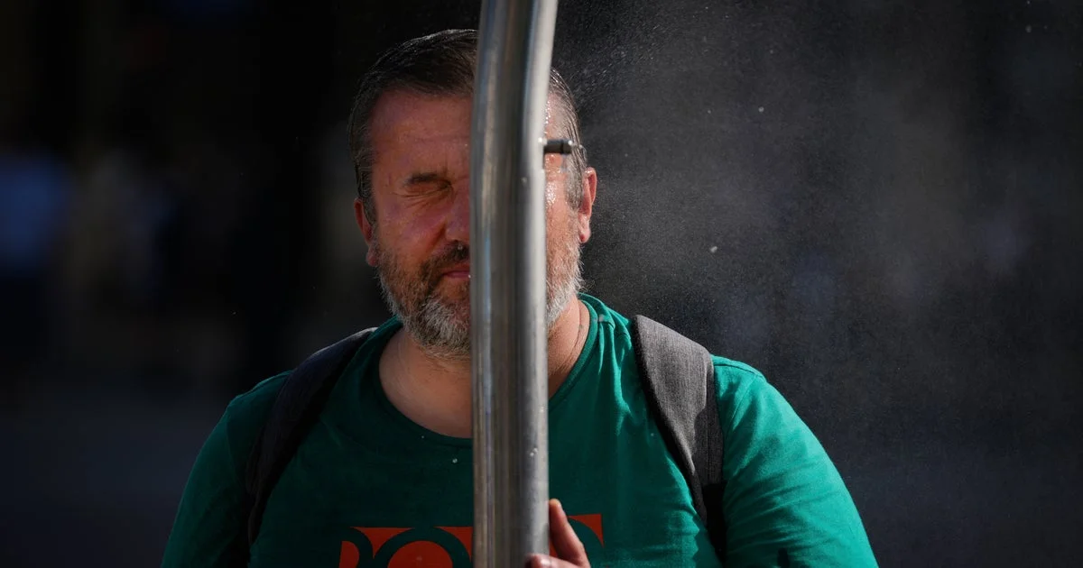 Avrupa'da Cok Guzel Isiklarda 10 Bin Farkli Olgunluk
