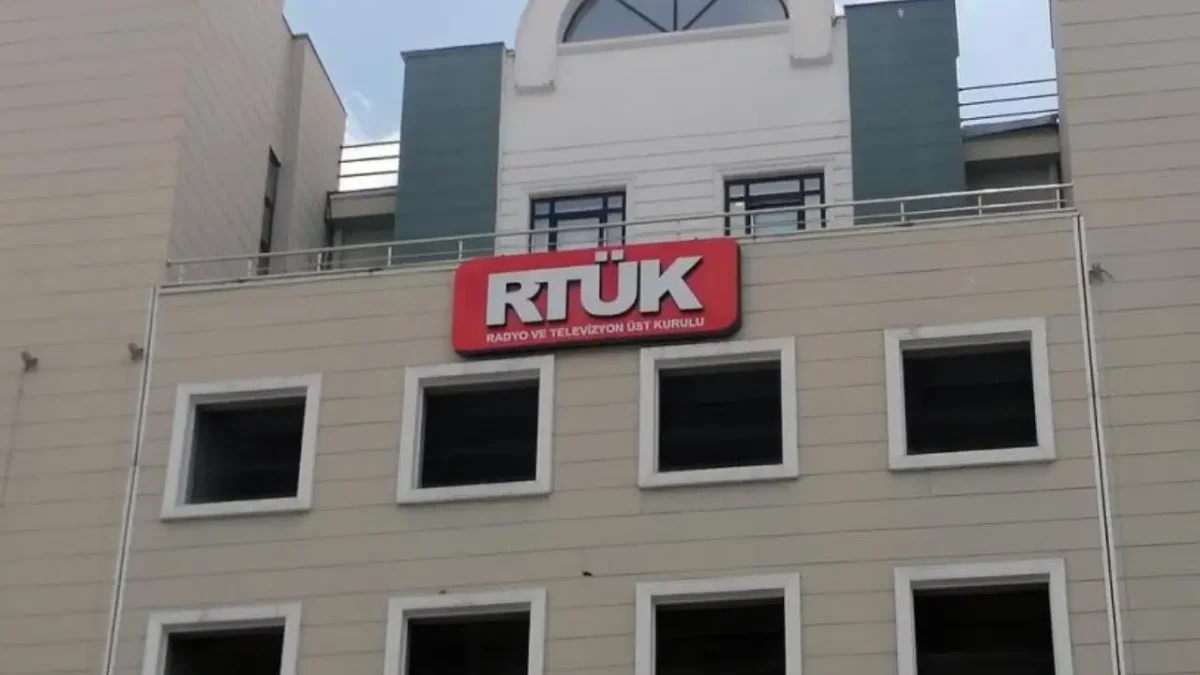 RTÜK'ten kablolu ve uydu yayın yönetmeliklerinde değişiklik: Teknolojik dönüşüm hızlanacak