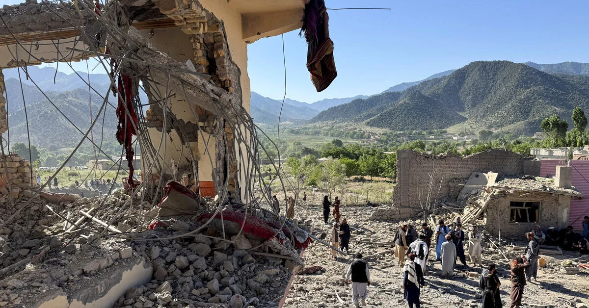 Pakistan ile Afganistan arasinda violence artti, en az 29 militan oldu
