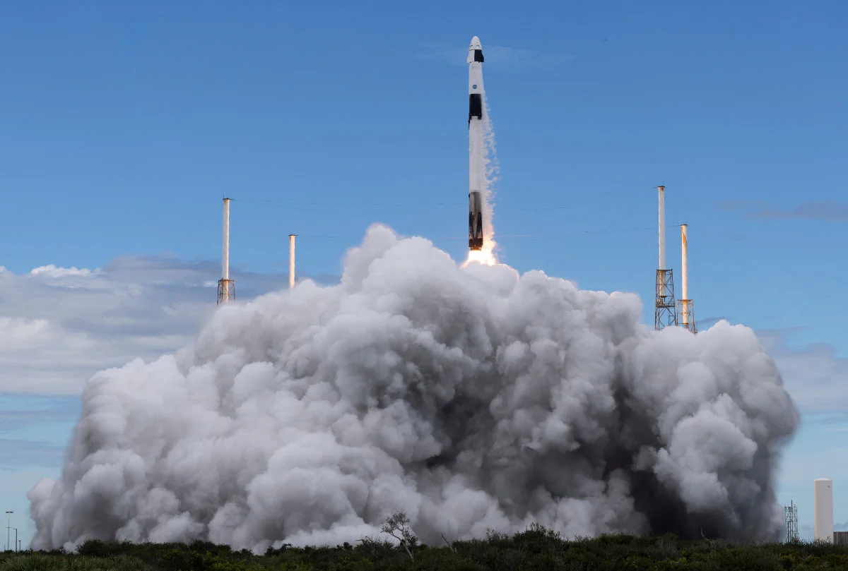 SpaceX ISS'e Hiz Rekoru ile Ulasti