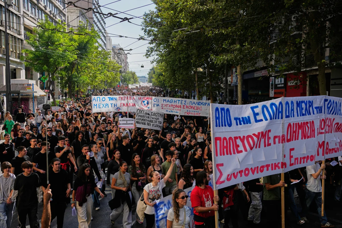 Yunanistan'da Eğitim ve Yaşam Maliyeti Protestoları
