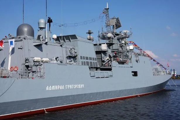 Rus Fırkateyni, İngiliz Sularında Petrol Tankerlerine Eşlik Ederek Birleşik Krallık'a Meydan Okudu