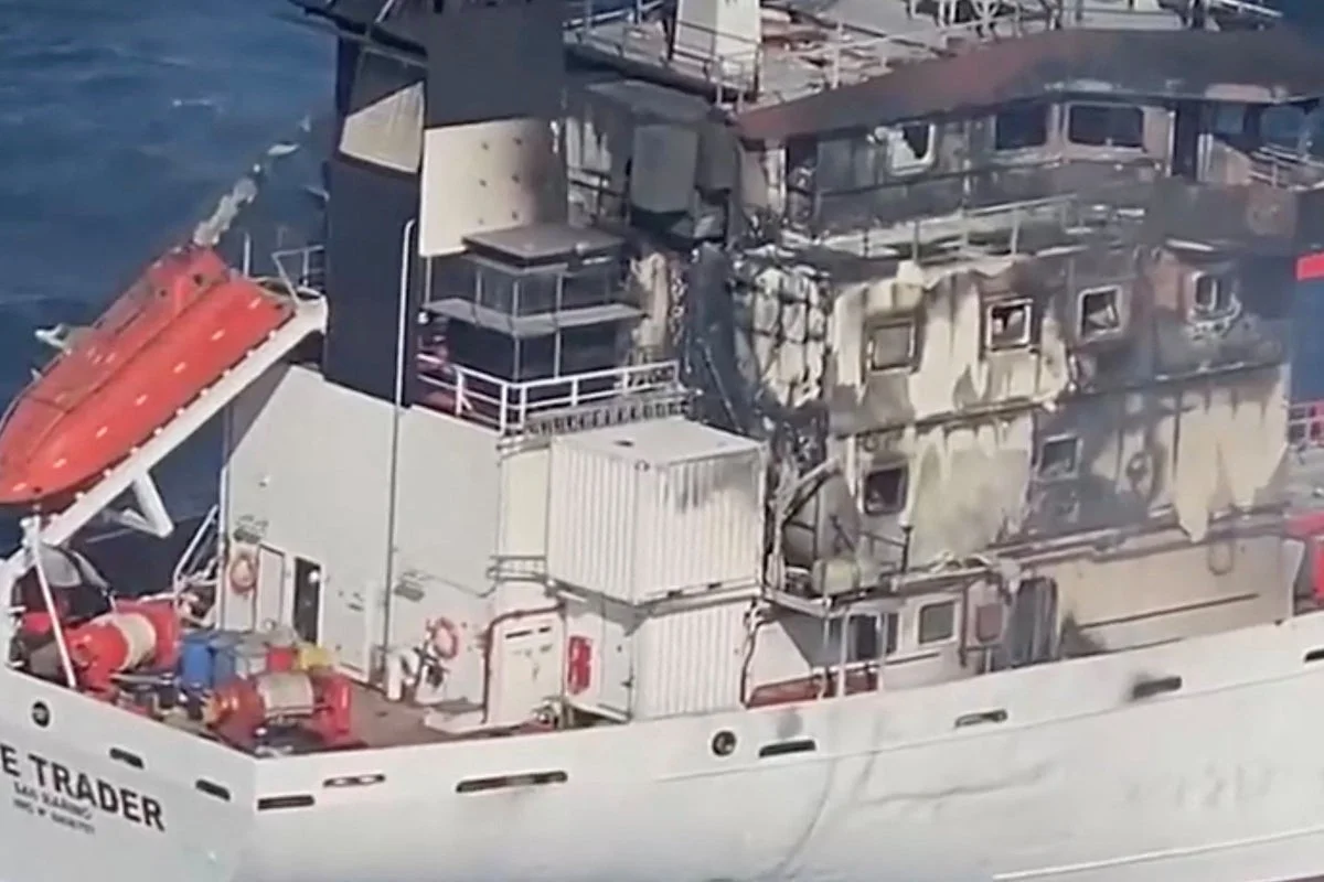 Romanya Karasında Kimyasal Tankerlerde Yangın, 7 Denizci Kayıp, Rus Drone Endişesi