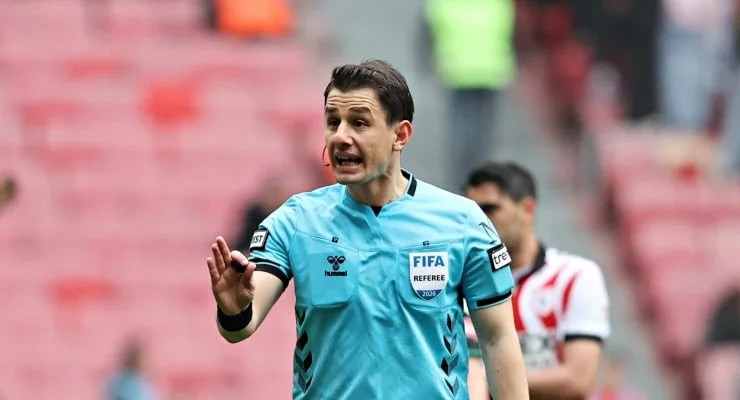 Halil Umut Meler Yunanistan'da Panathinaikos-Olympiakos Derbisini Yönetecek